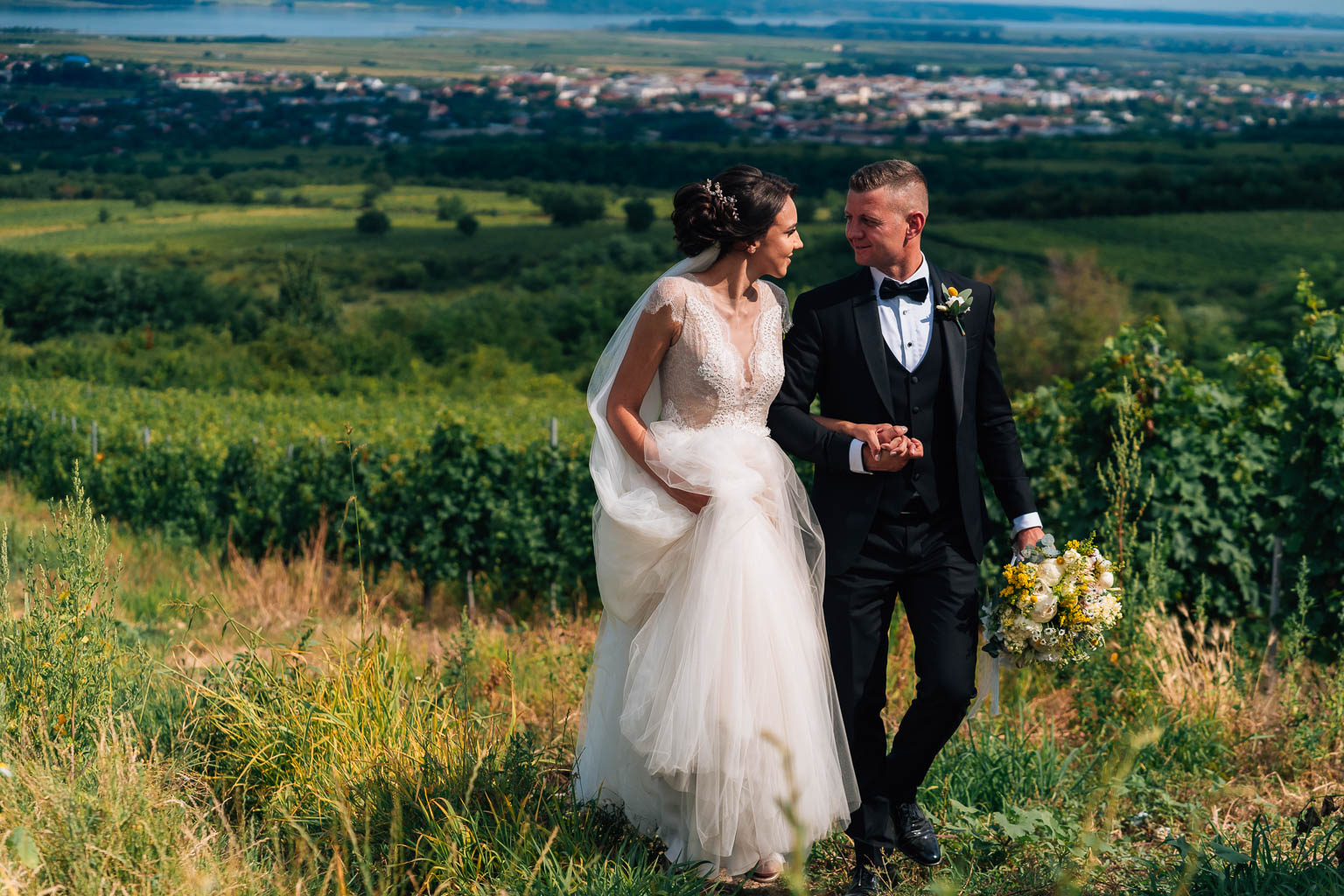 Cristina + Ionut – Fotografie de nunta in Slatina – Prodecor Garden